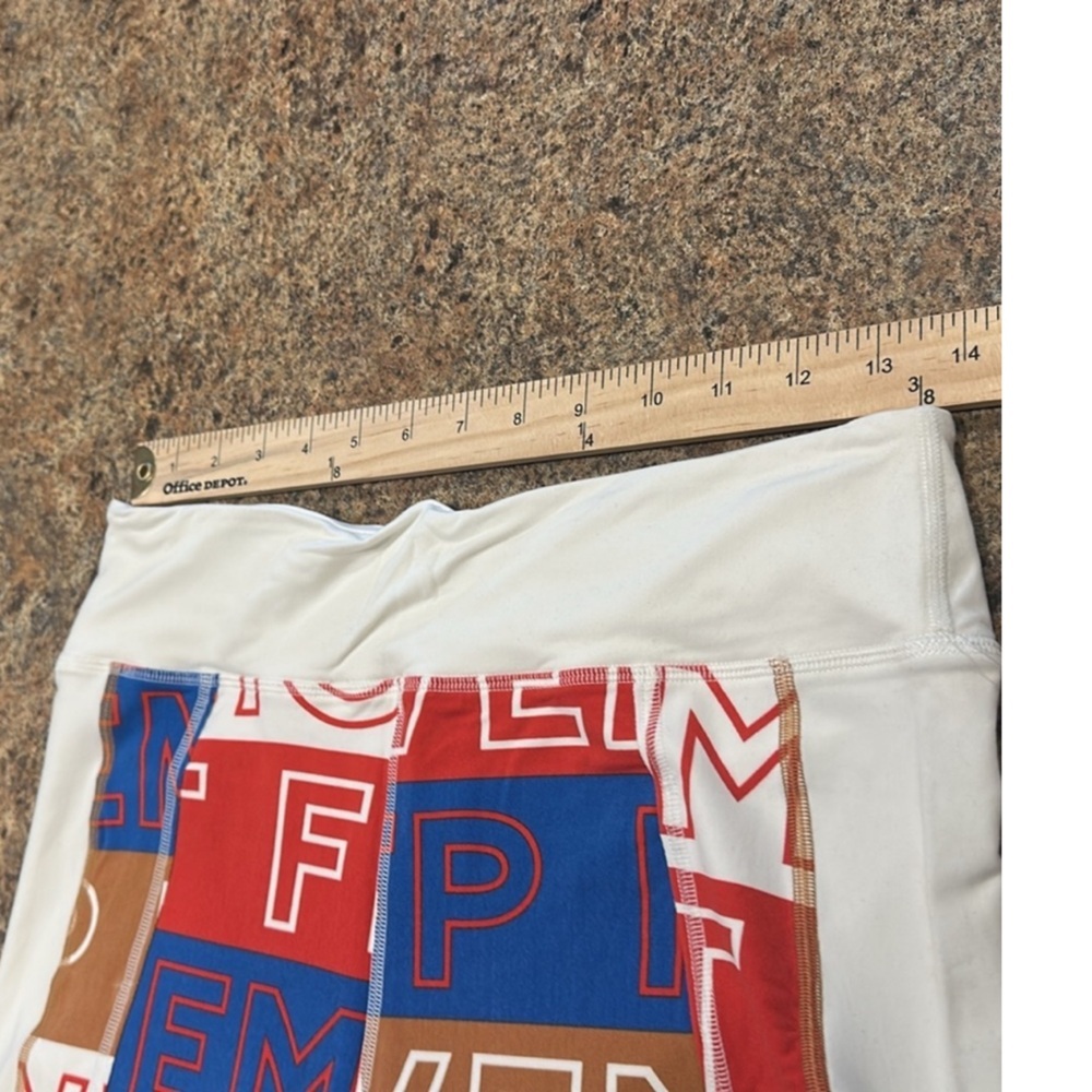 FP Movement Dawn To Dusk Leggings Size XL Red Blue White High Rise Stretchy - Picture 12 of 12